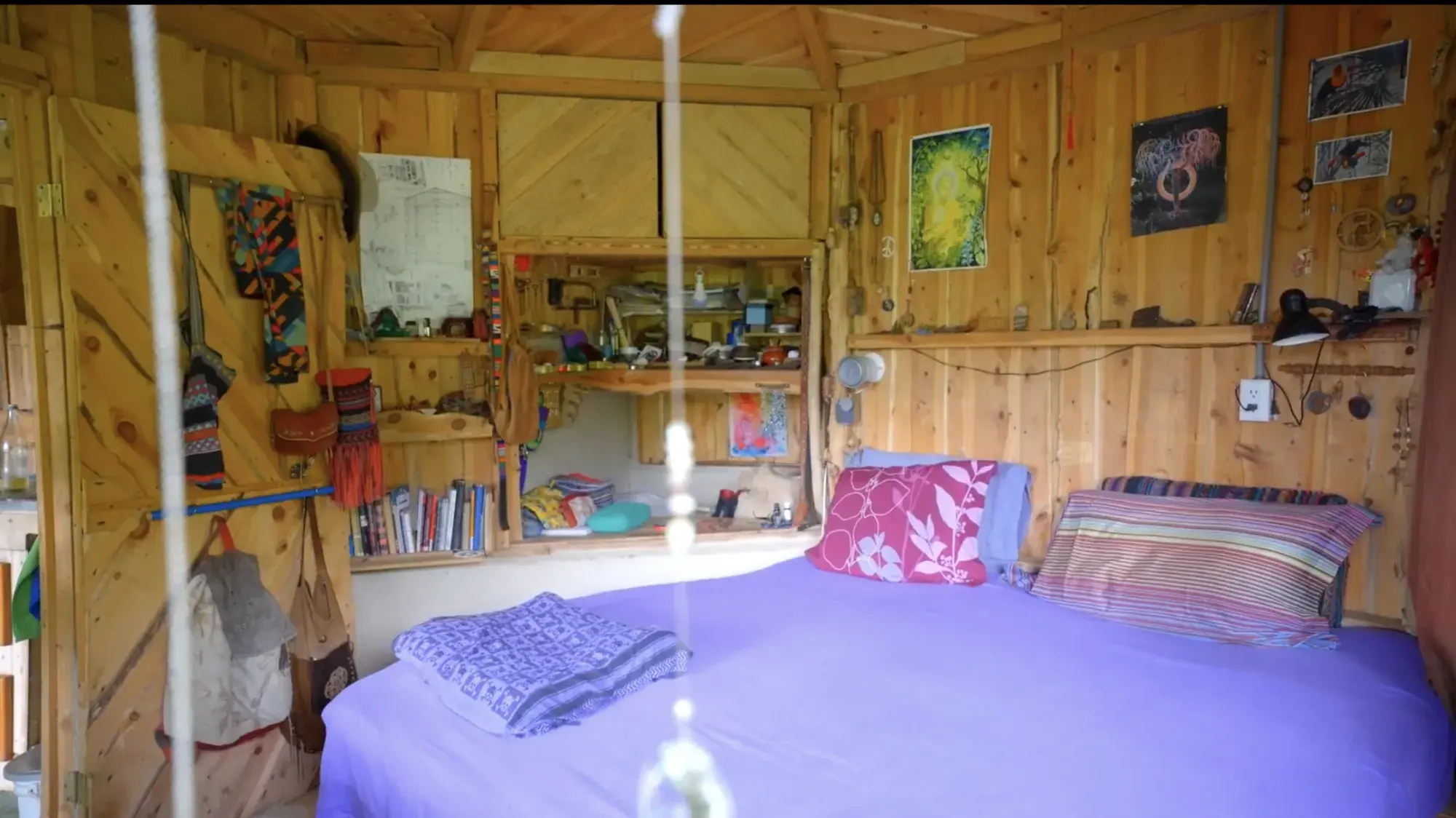 Guest house interior at the mountain estate in Pérez Zeledón