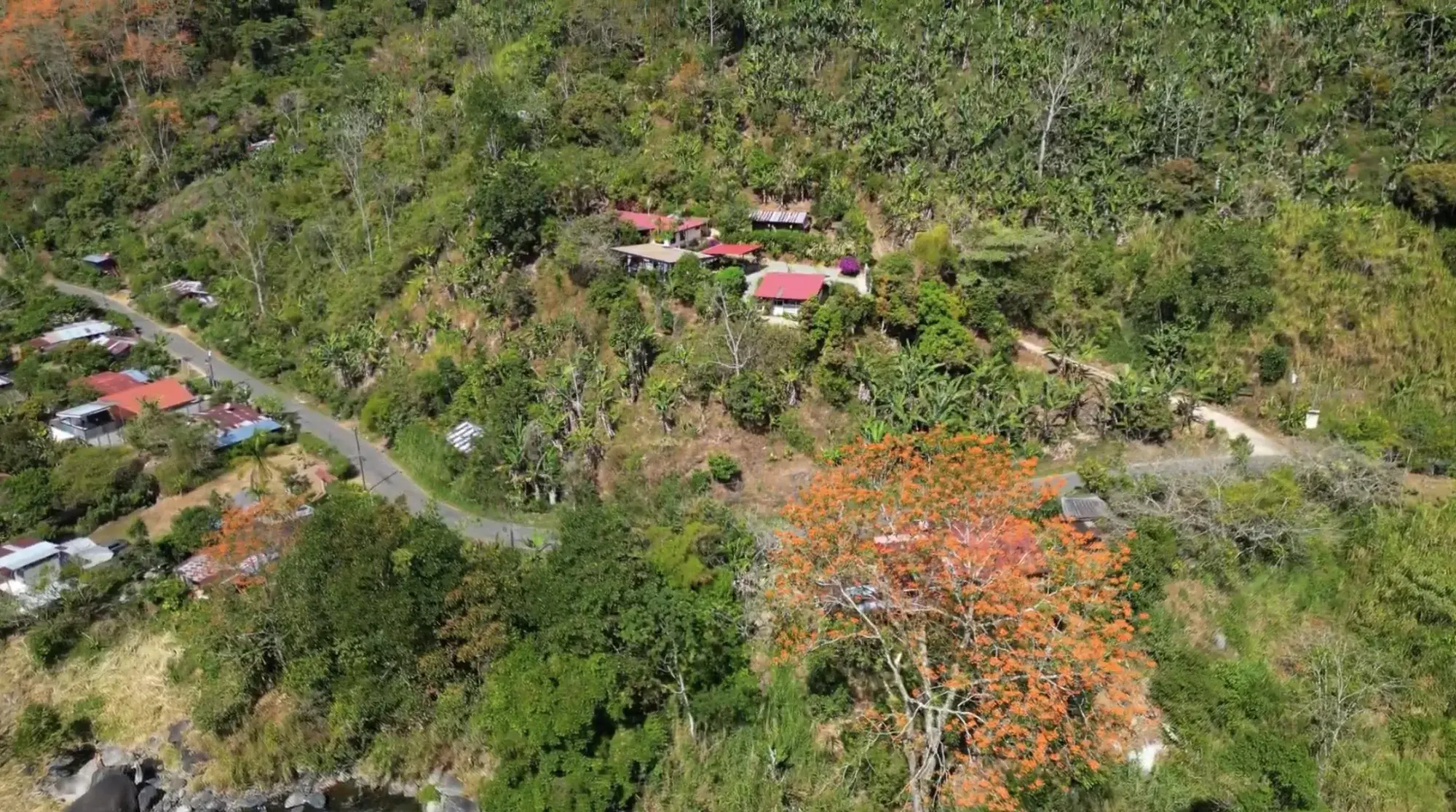Drone view of the Costa Rica mountain estate surrounded by rainforest in Pérez Zeledón